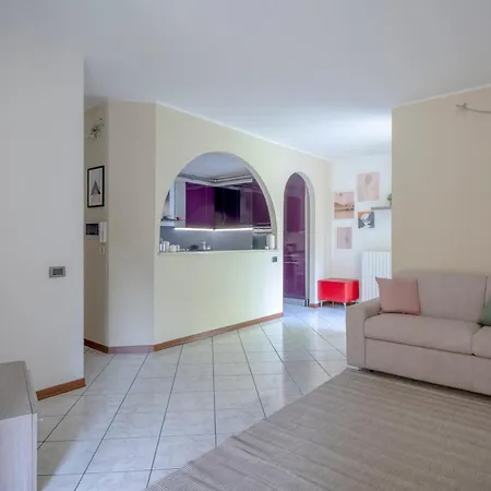 Appartement 10 Min - Terrace With View - Wifi Olginate